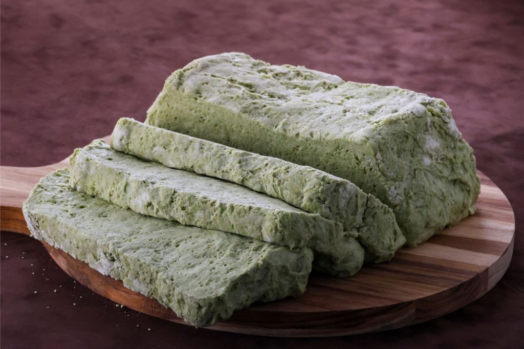 Masa biga de albahaca, creación del Chef Mariano Codoñer en Terra Nostra