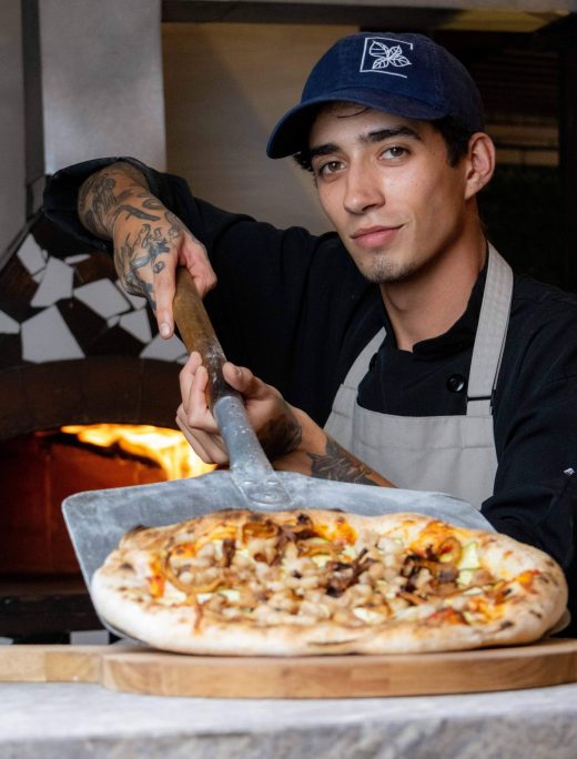 Pizzaiolos del Chef Mariano Codoñer en Terra Nostra Pizzería Gourmet Guatemala, expertos en pizzas artesanales